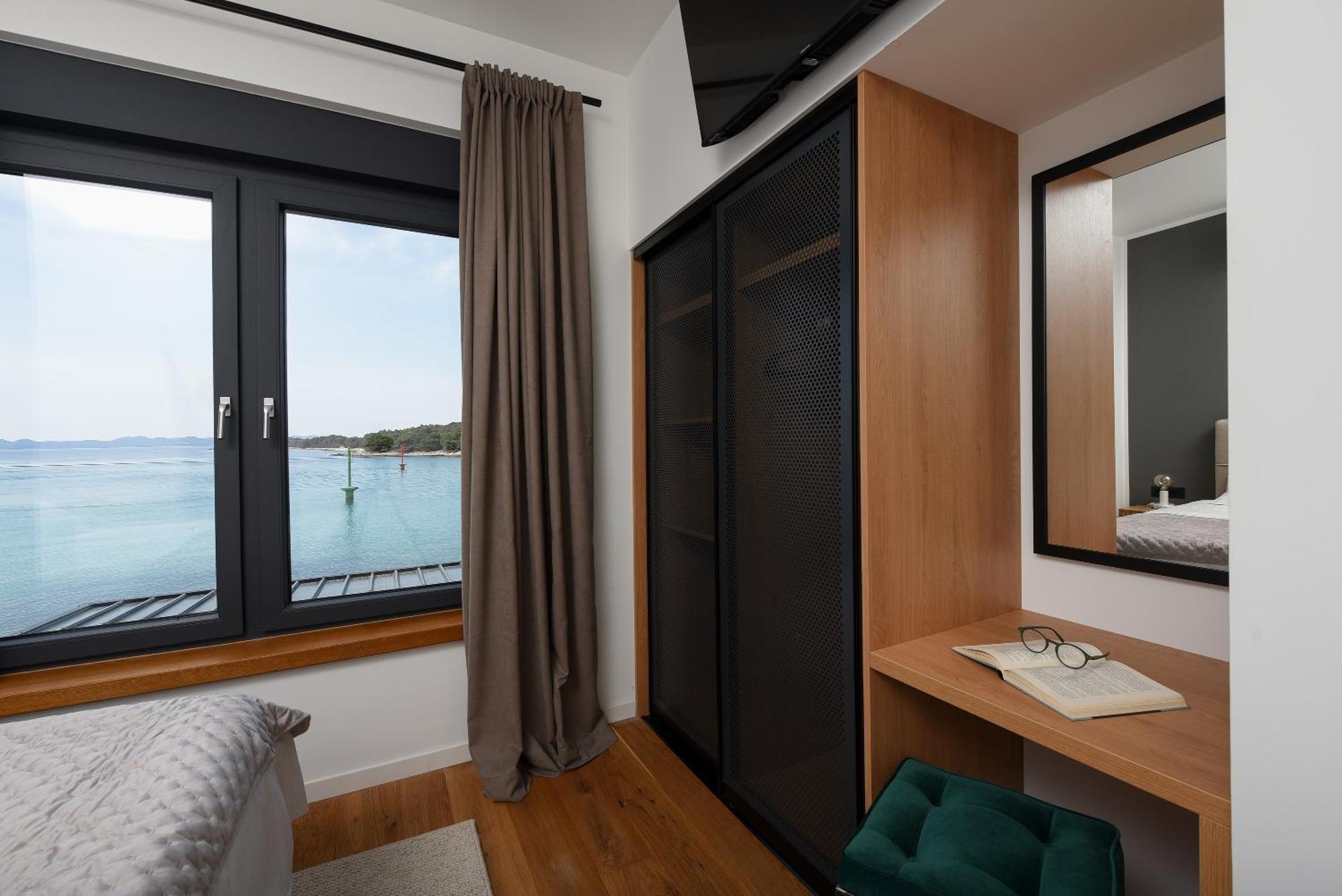 Villa New Luxury Feel Good House By The Sea Ždrelac
