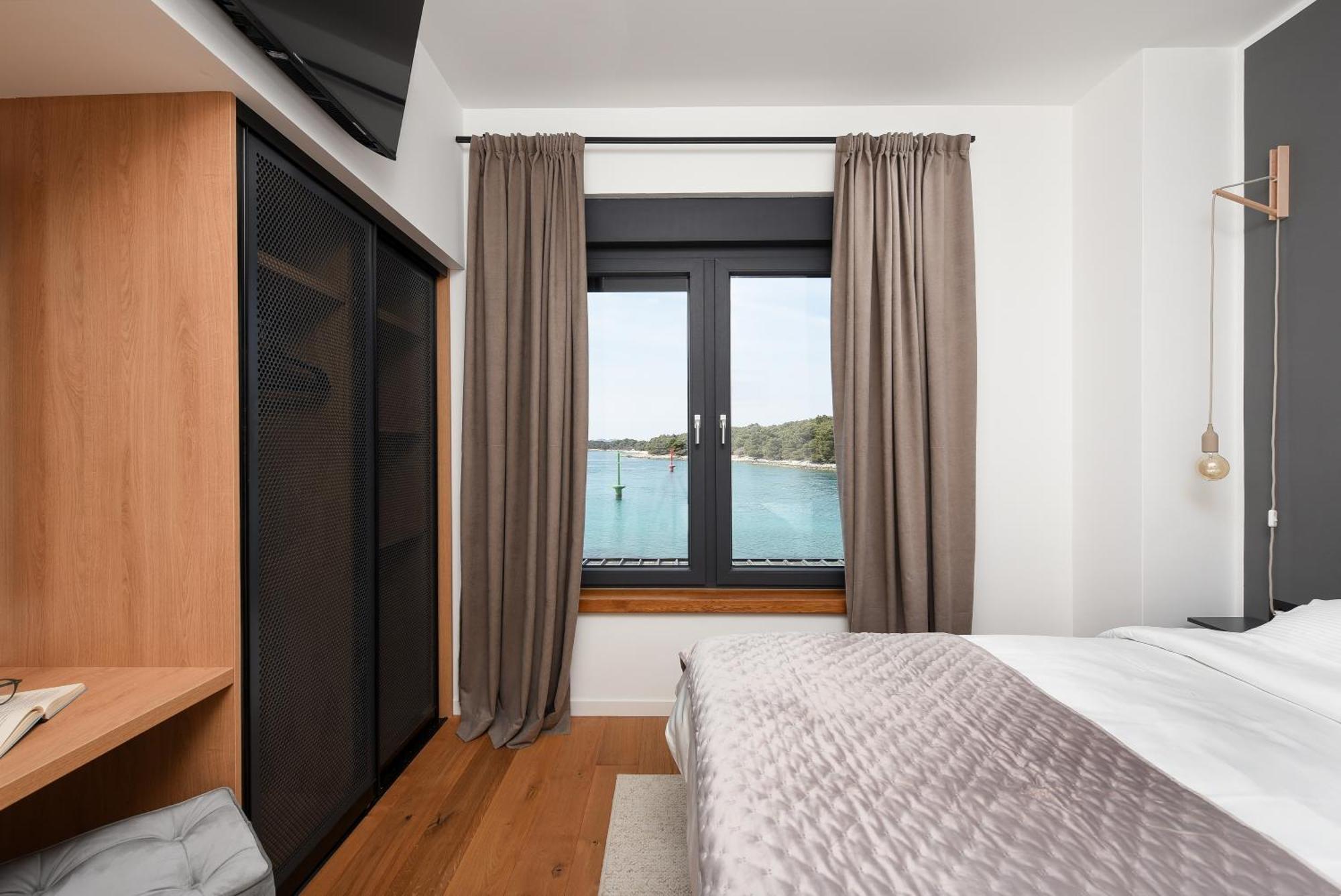 Villa New Luxury Feel Good House By The Sea Ždrelac